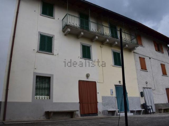Appartamento in vendita a Comunità Montana della Valle Brembana, Costa Di Serina
