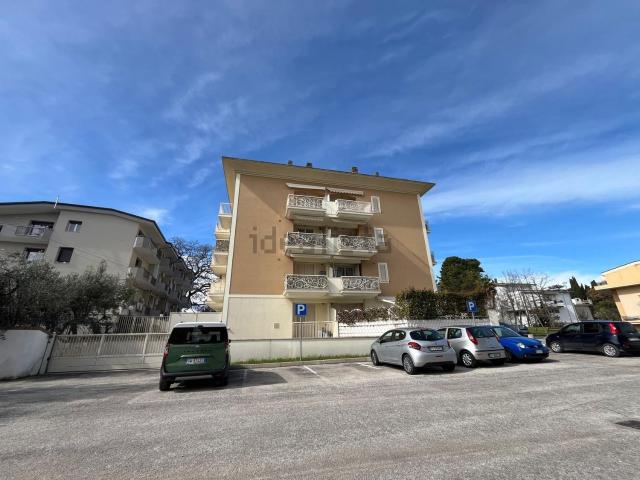 Attico in vendita a Unione dei Comuni della Val Vibrata, Alba Adriatica