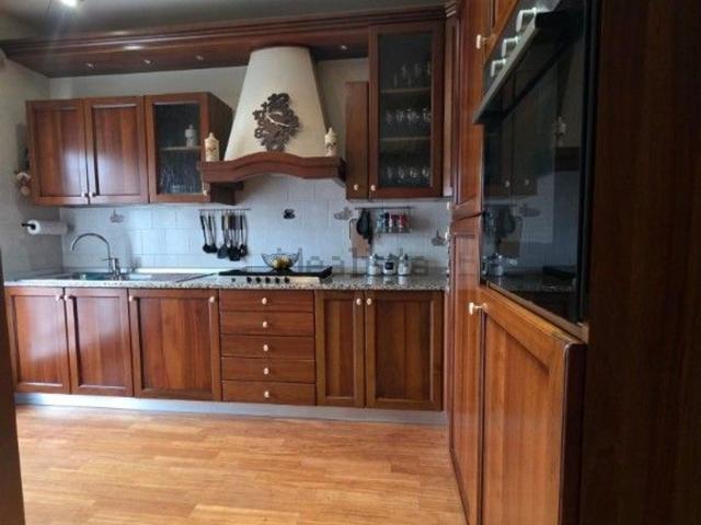 Appartamento in vendita a Felegara, Parma