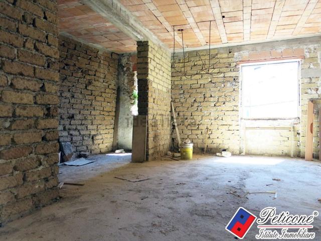 Appartamento in vendita a Lenola, Lazio