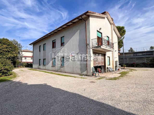 Appartamento in vendita a Unione di comuni Valmarecchia, Santarcangelo Di