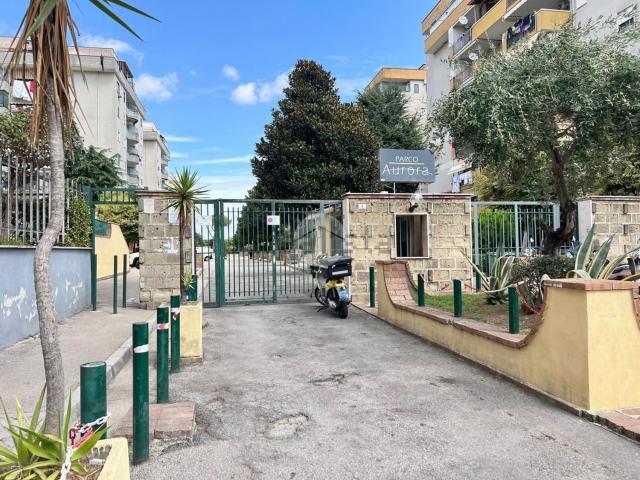 Appartamento in vendita a Rione 219, Melito Di Napoli