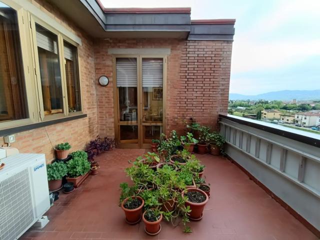 Attico in vendita a Pistoia, La Vergine