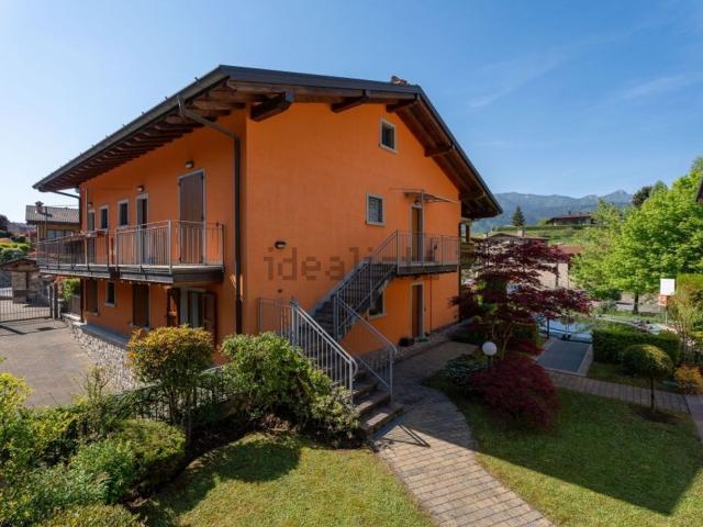 Appartamento in vendita a Songavazzo, Lombardia