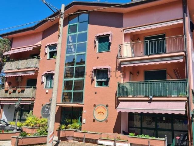 Appartamento in vendita a Gallarate, Lombardia