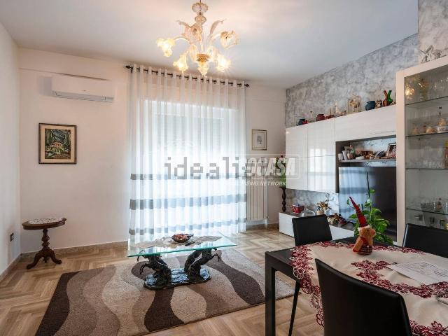 Appartamento in vendita a Marche, Macerata