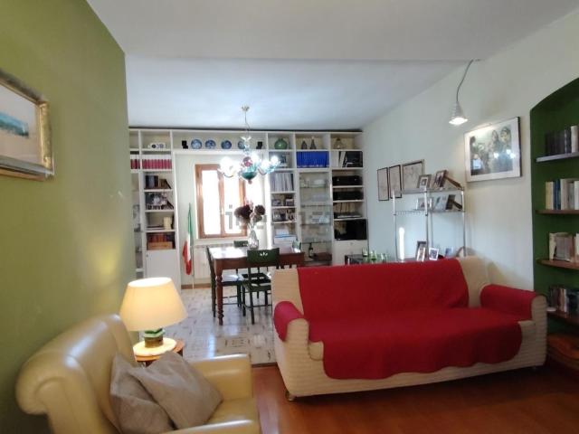 Appartamento in vendita a Fabbrica, Carrara