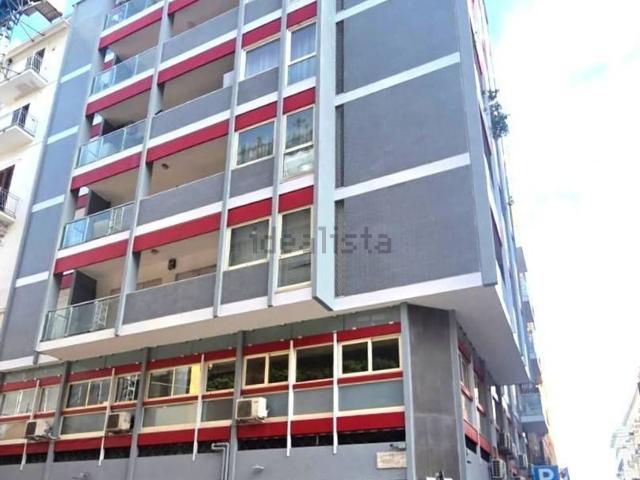 Appartamento in vendita a Quartiere Umbertino, Bari