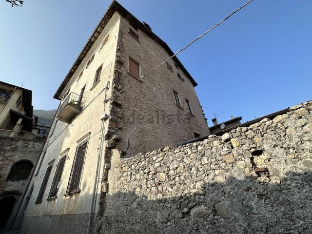 Appartamento in vendita a Bonzanigo, Tremezzina