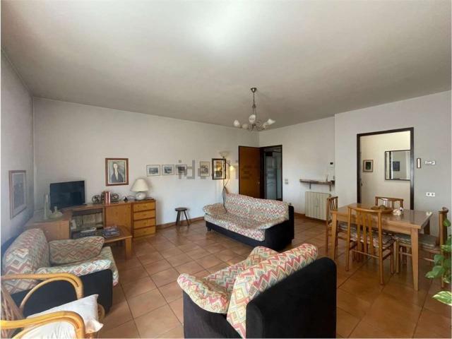 Appartamento in vendita a Cislago, Varese