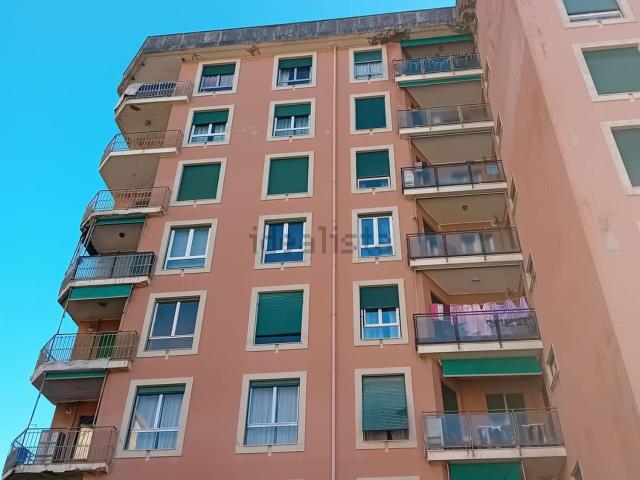 Appartamento in vendita a Centro Ovest, Serra Riccò