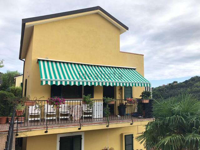 Appartamento in vendita a Diano San Pietro, Liguria