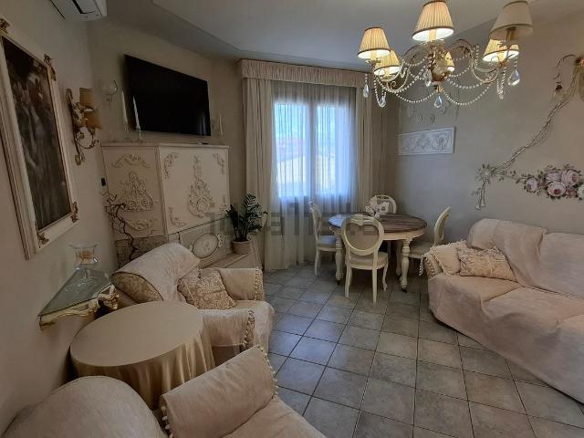 Appartamento in vendita a Collesalvetti, Toscana