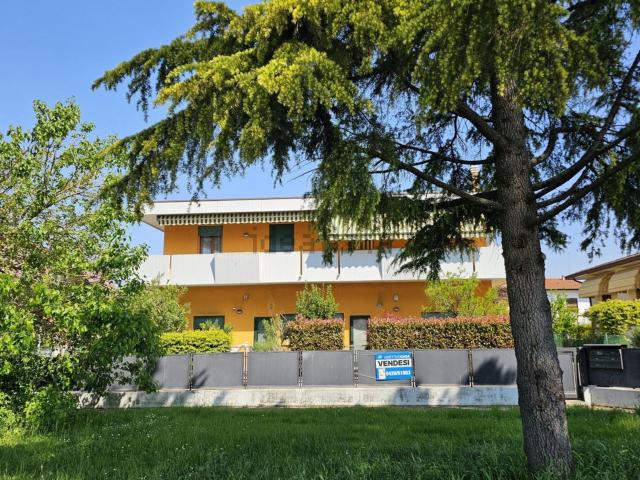 Appartamento in vendita a Casalserugo, Veneto