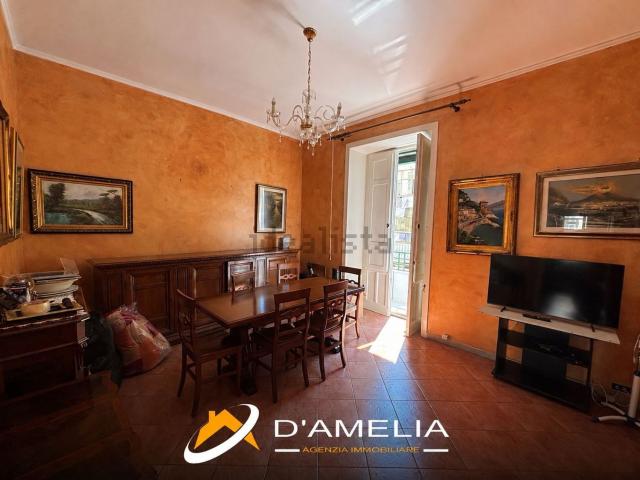 Appartamento in vendita a Salerno, Campania