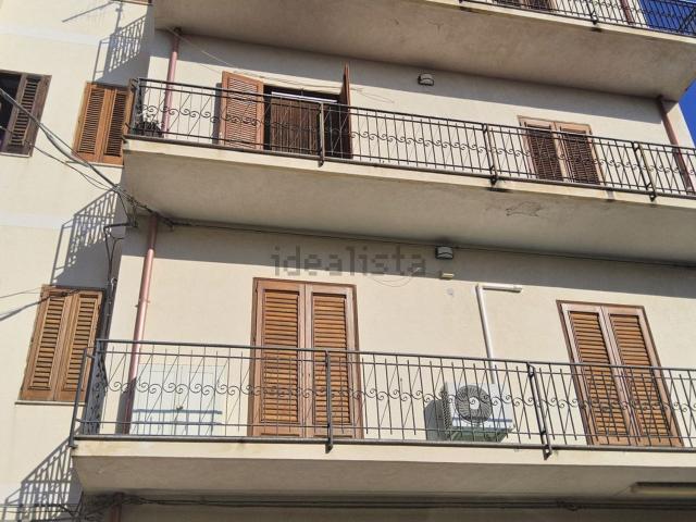 Appartamento in vendita a Calabria, Reggio Calabria