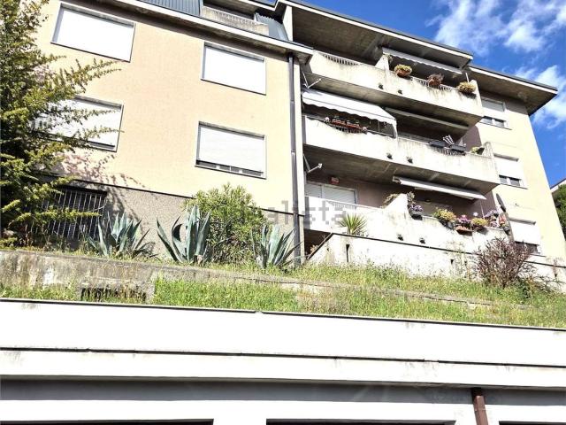 Appartamento in vendita a Como, Lombardia