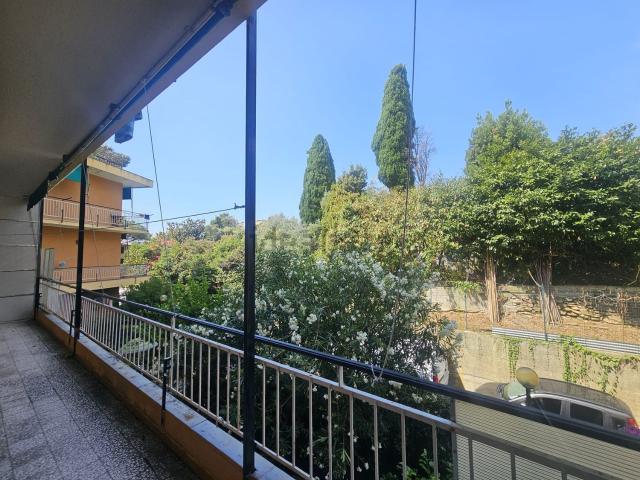 Appartamento in vendita a Levante, Serra Riccò