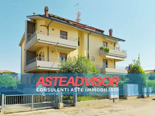 Appartamento in vendita a Cesanella, Marche