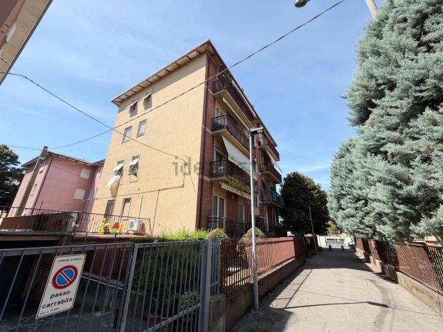 Appartamento in vendita a Montanara, Parma