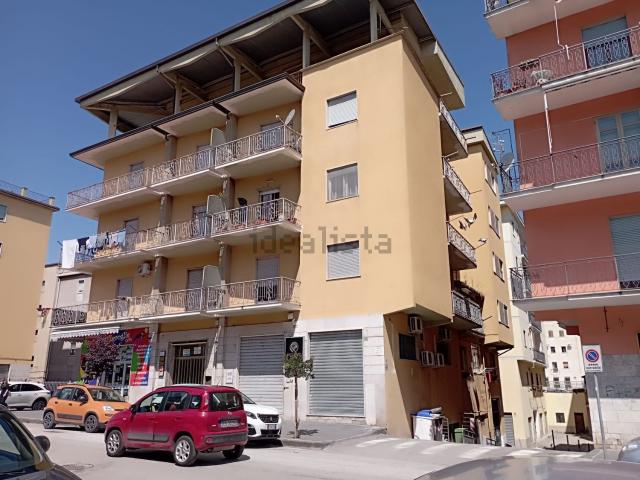 Appartamento in vendita a Rione Libertà, Benevento