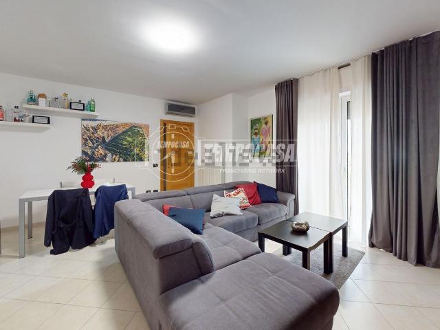 Appartamento in vendita a Gricignano Di Aversa, Campania