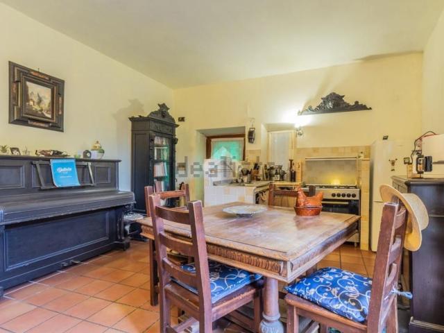 Appartamento in vendita a Sutri, Lazio