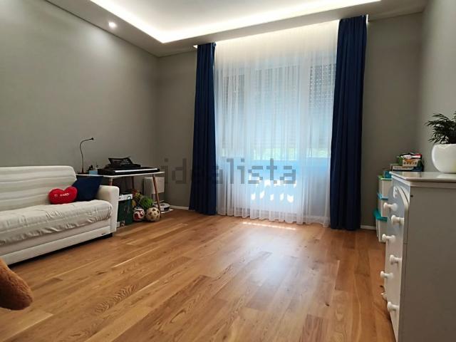 Appartamento in vendita a Loirano, Trezzano Sul Naviglio