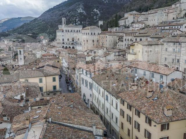 Appartamento in vendita a Gubbio, Umbria