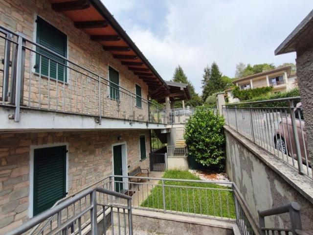 Appartamento in vendita a Ostino, Montegrino Valtravaglia