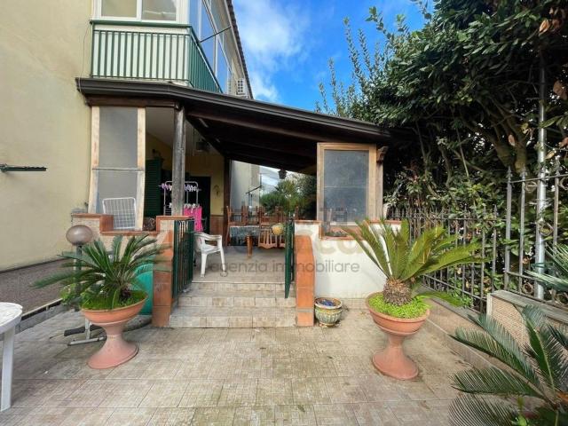 Appartamento in vendita a Giugliano In Campania, Campania