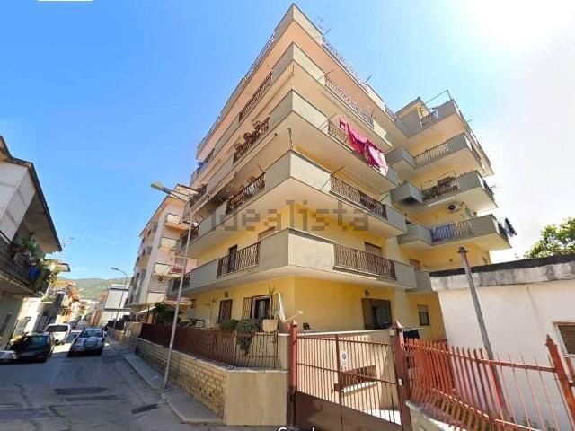Appartamento in vendita a Mondragone, Campania