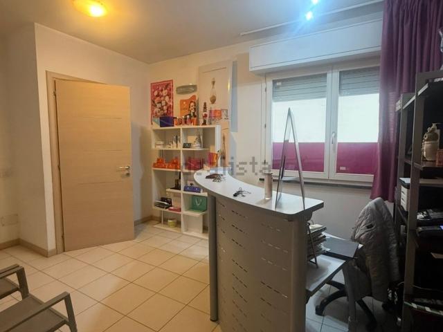 Appartamento in vendita a Monteleone - Santa Rosalia, Cagliari