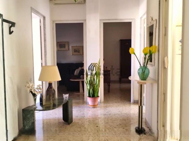 Appartamento in vendita a Puglia, Bari