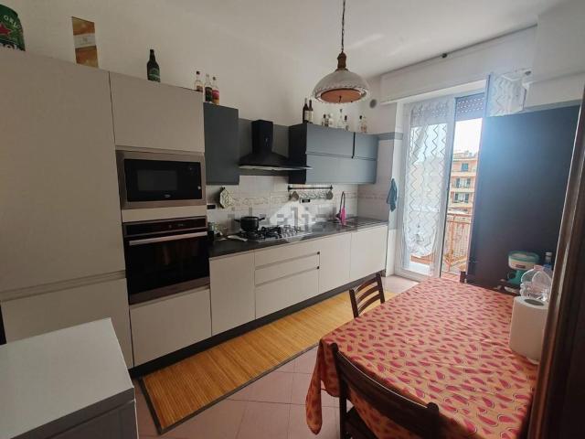 Appartamento in vendita a Centro Ovest, Serra Riccò