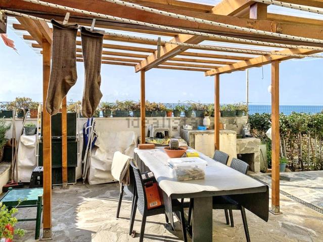 Appartamento in vendita a Località Lardarina, Vernazza