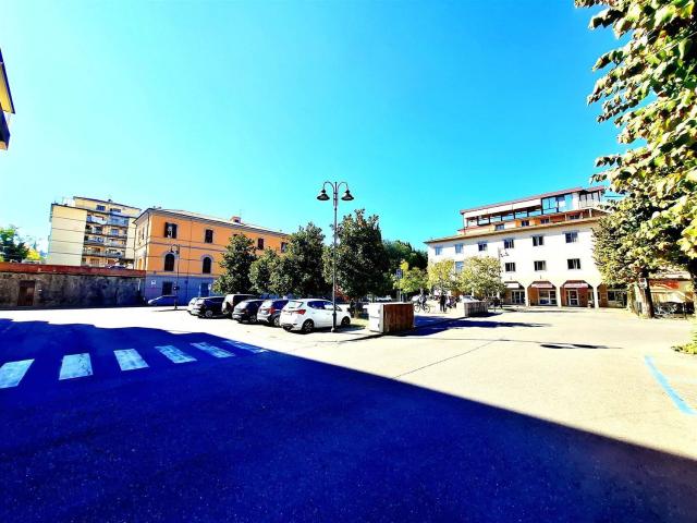 Appartamento in vendita a Signa, Toscana