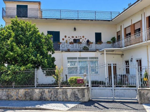Appartamento in vendita a Succivo, Caserta