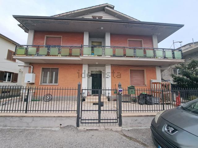 Appartamento in vendita a Yscla, Sant'Egidio alla Vibrata