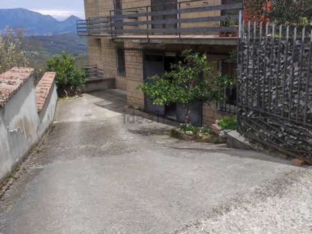 Appartamento in vendita a Apollosa, Campania