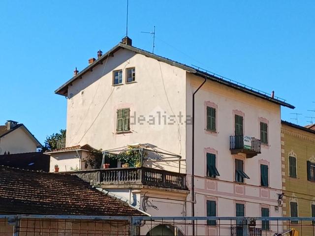 Appartamento in vendita a Busalla, Liguria