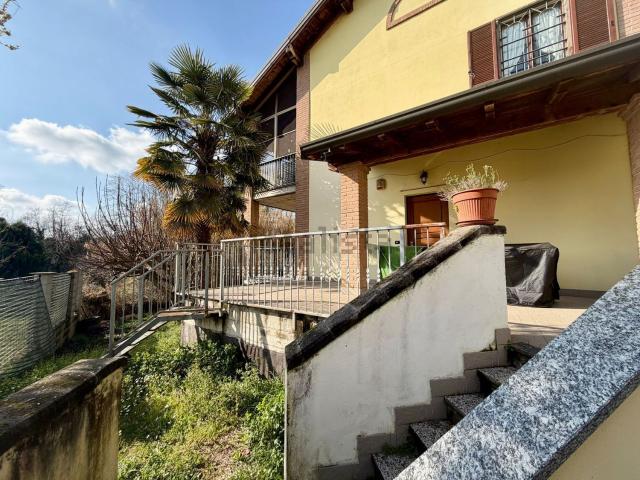 Appartamento in vendita a Marzano, Lombardia