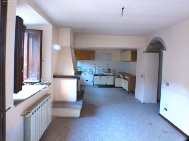 Appartamento in vendita a Montemurlo, Toscana