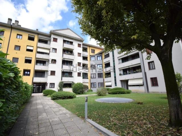 Appartamento in vendita a Moncucco, Brugherio