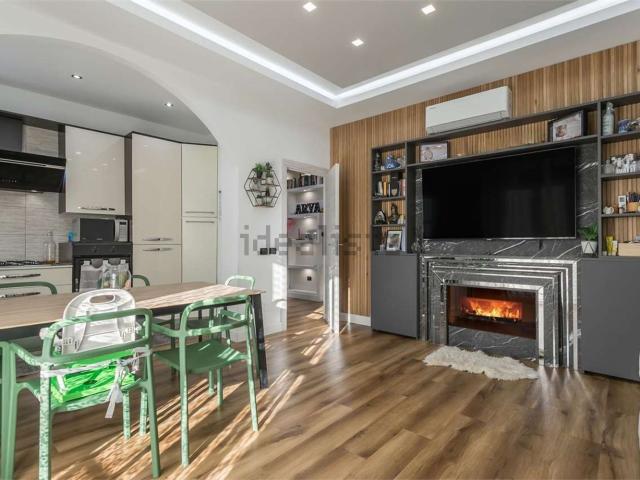 Appartamento in vendita a Carugate, Lombardia