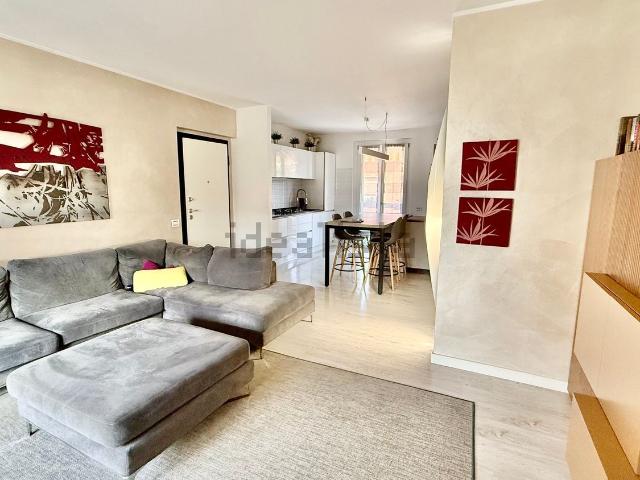 Appartamento in vendita a Vittuone, Milano