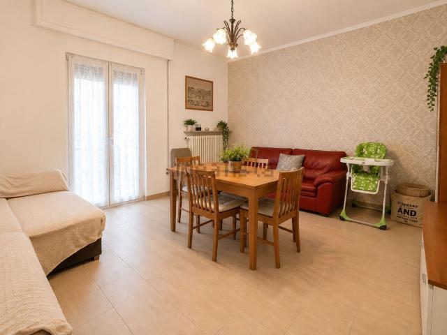 Appartamento in vendita a Valleambrosia, Rozzano