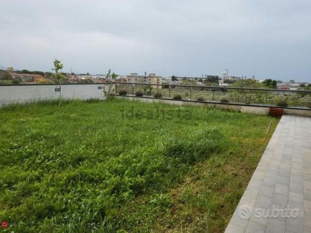 Appartamento in vendita a Salerno, Campania