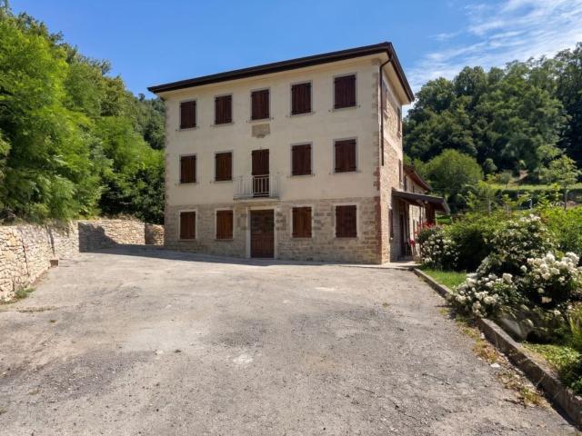 Appartamento in vendita a Appennino Reggiano, Re