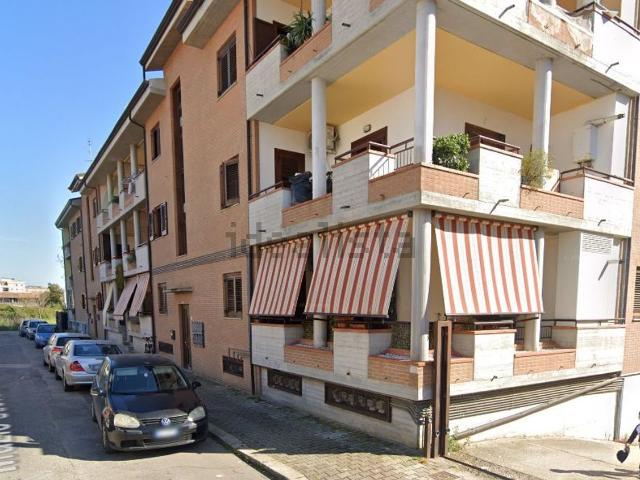 Appartamento in vendita a Campo Boario, Latina
